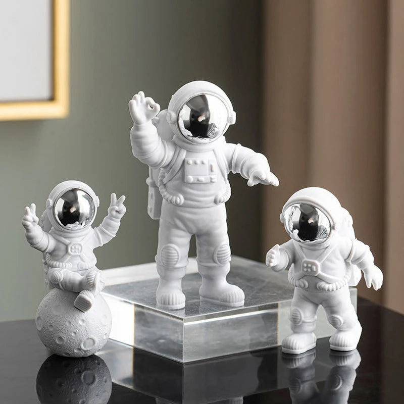 3Pcs Kreative Harz Astronaut Ornament Figur Statue Spaceman Desktop Decor Modellierung Kinder Geschenk Hause Dekoration